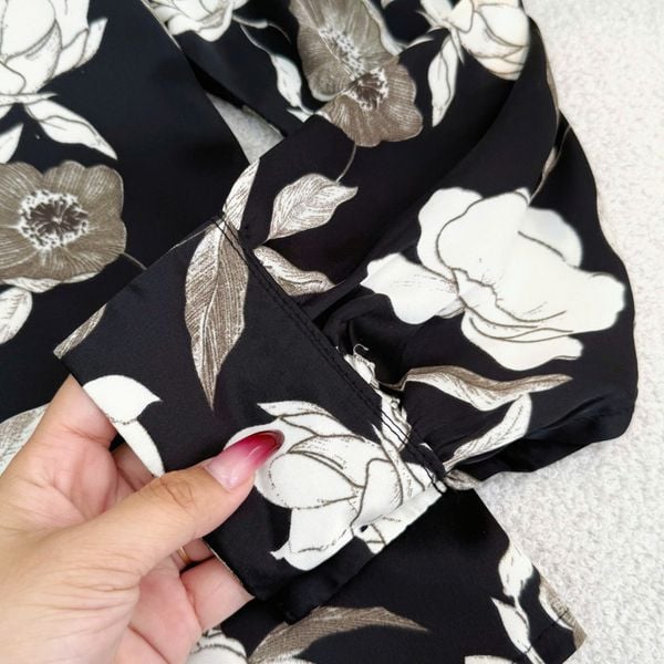 Áo Satin Lạnh Họa Tiết Thiết Kế TuTu Store Đi Chơi Dành Cho Nữ - Mã A508