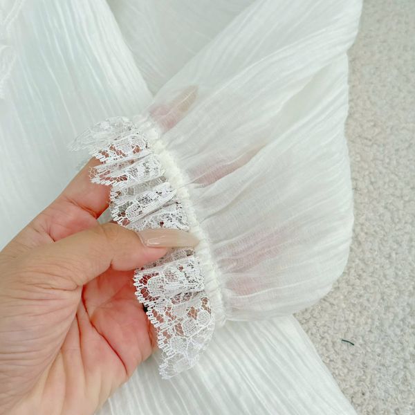 Áo Tơ Xếp Li Cổ Bèo Thiết Kế TuTu Store Phù Hợp Đi Chơi Dành Cho Nữ - Mã A523