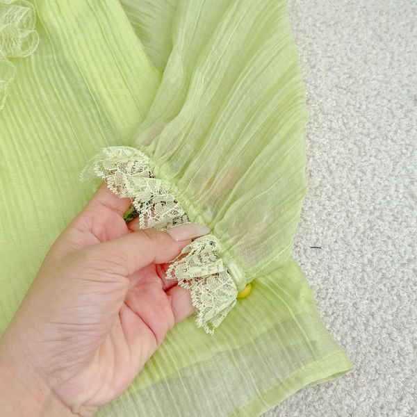 Áo Tơ Xếp Li Cổ Bèo Thiết Kế TuTu Store Phù Hợp Đi Chơi Dành Cho Nữ - Mã A523