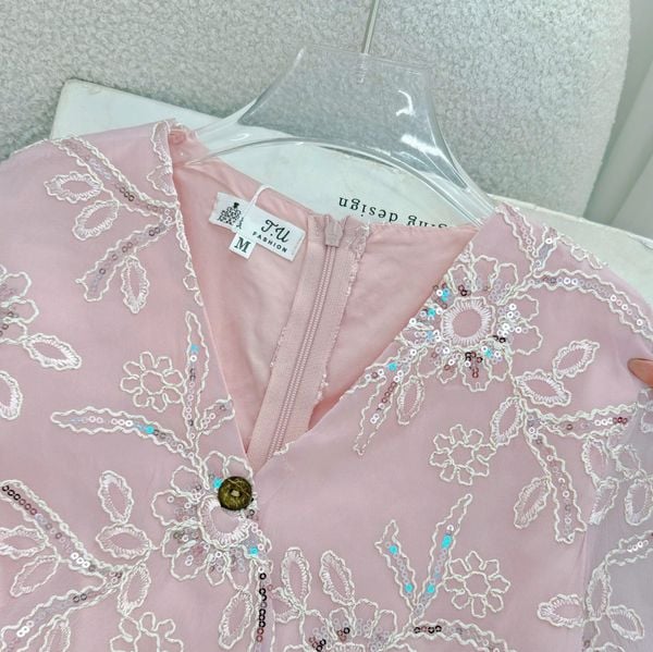Váy Tơ Thêu Cổ V Phù Hợp Đi Tiệc Thiết Kế TuTu Store Dành Cho Nữ - Mã D1068