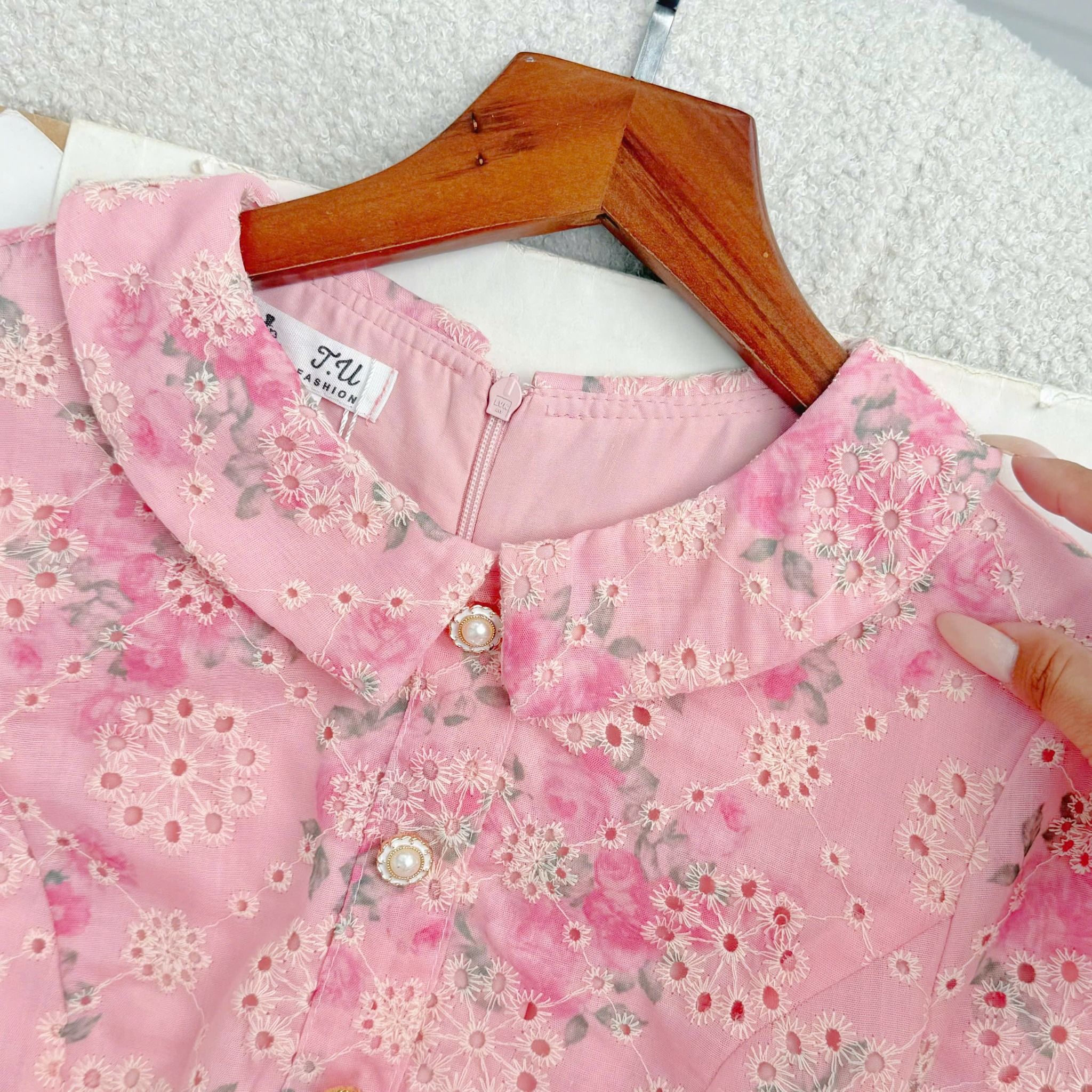 Đầm Kate Thêu Thiết Kế TuTu Store Phù Hợp Đi Làm Dành Cho Nữ - Mã D1259