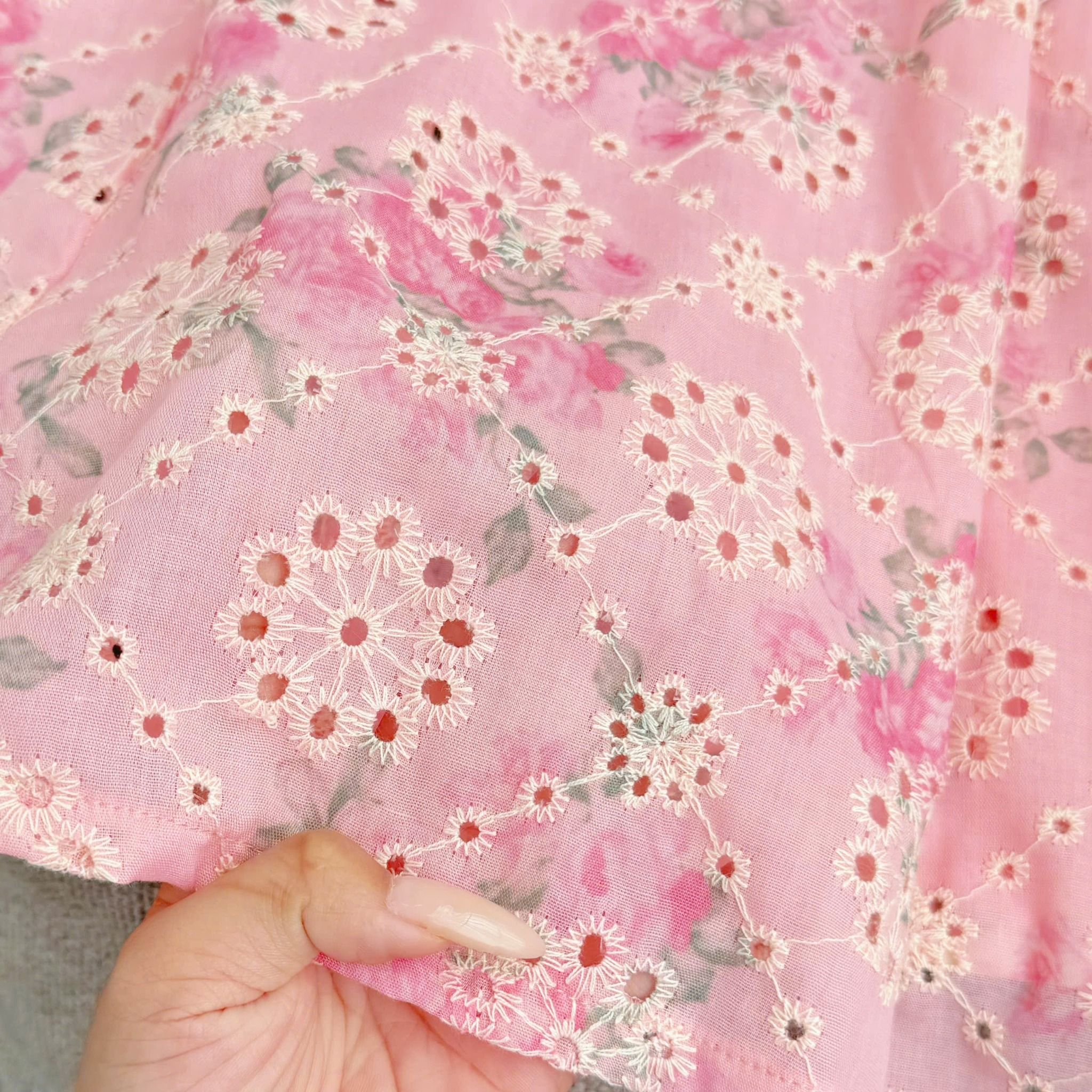 Đầm Kate Thêu Thiết Kế TuTu Store Phù Hợp Đi Làm Dành Cho Nữ - Mã D1259