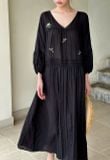  Bliss Dress - Đầm Thêu Hoa Có Tay D0142 