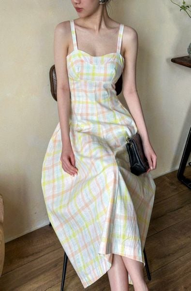  Merlisa Dress - Đầm 2 dây xếp li eo D993 