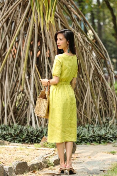  Melody Dress - Đầm Cổ Tròn Nhấn Eo - L93 