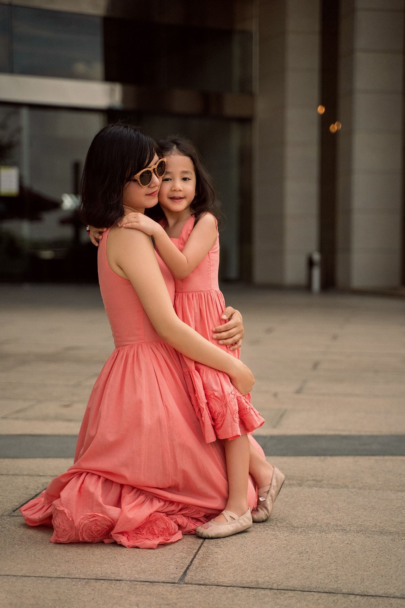  Elegant Rosie Dress - Đầm hoa hồng, vổ vuông, sát nách D210 