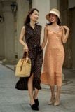  Cali Dress - Đầm sơ mi đen hoa nhí sát nách D158 
