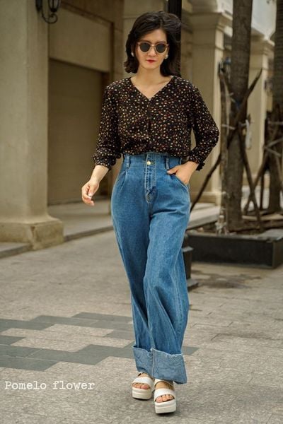  Lauren Shirt - Áo sơ mi đen hoa nhí A61 