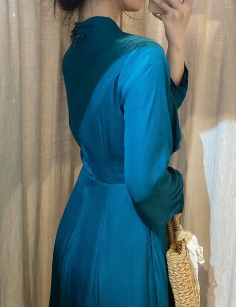  Eleanor Dress - Đầm lụa tay Dài - D03 