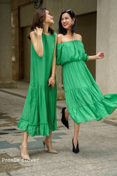  Ana Dress - Đầm xô lụa trễ vai xanh lá D57 