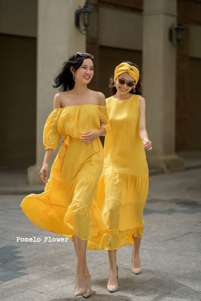  Krixi Dress - Đầm xô lụa trễ vai vàng D65 