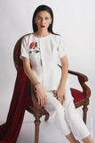  Áo kiểu màu trắng thêu hoa hồng / hoa trà A125 A126 