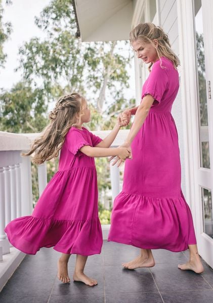  Lilah Dress - Đầm hồng có tay (Mẹ) D73 