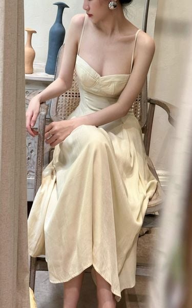  Katherine Dress - Đầm 2 Dây Cúp Ngực V18 