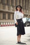  Chân váy xòe linen đen xếp li một bên C30 