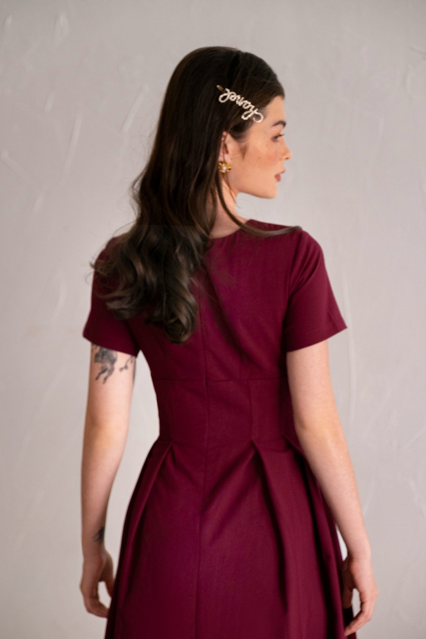  Bordeaux victoria dress - Đầm chữ A tay ngắn - POQ79 