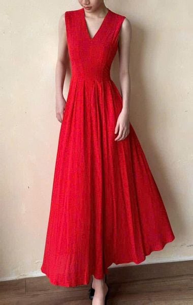  Ela Dress - Đầm Midi Cổ V Xếp Ly V09 