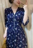  Melina Dress - Đầm voan in hoa có cúc - D01 