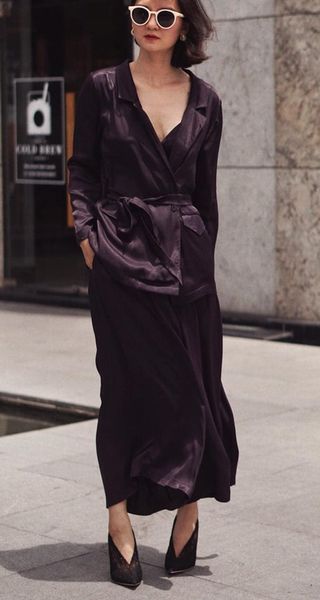  Áo vest lụa tím than A121 