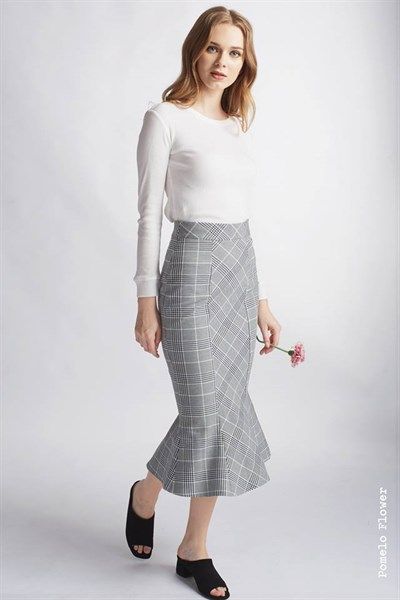 Chân váy bút chì đuôi cá kẻ caro Checked skirt  Pomelo Flower