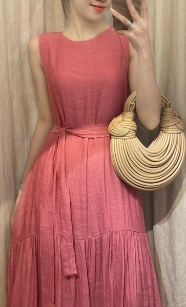  Gracie Dress - Đầm xô lụa sát nách hồng D054 