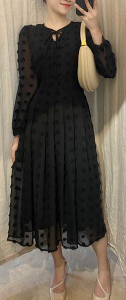  Ciara Dress - Đầm Voan Nổi Tay Dài E87 