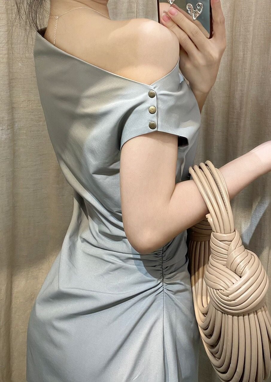  Zoey Dress - Đầm Lệch Vai Nhấn Eo D982 