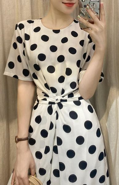  Amelinda Dress - Đầm Xoắn Eo Tay Ngắn 
