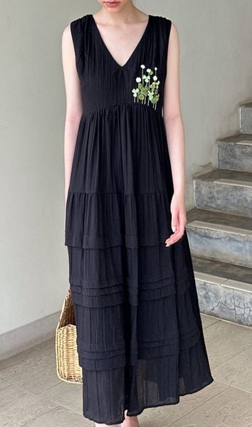  Lyla Dress - Đầm Suông Thêu Hoa D0137 