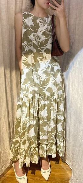  Bailey Dress - Đầm sát nách xô lụa in lá - D618 