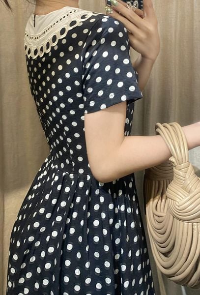  Amy Dress - Đầm chấm bi cổ ren D265 