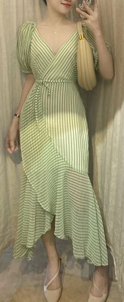  Ariel Dress - Đầm đuôi cá cổ V tay phồng - D669 