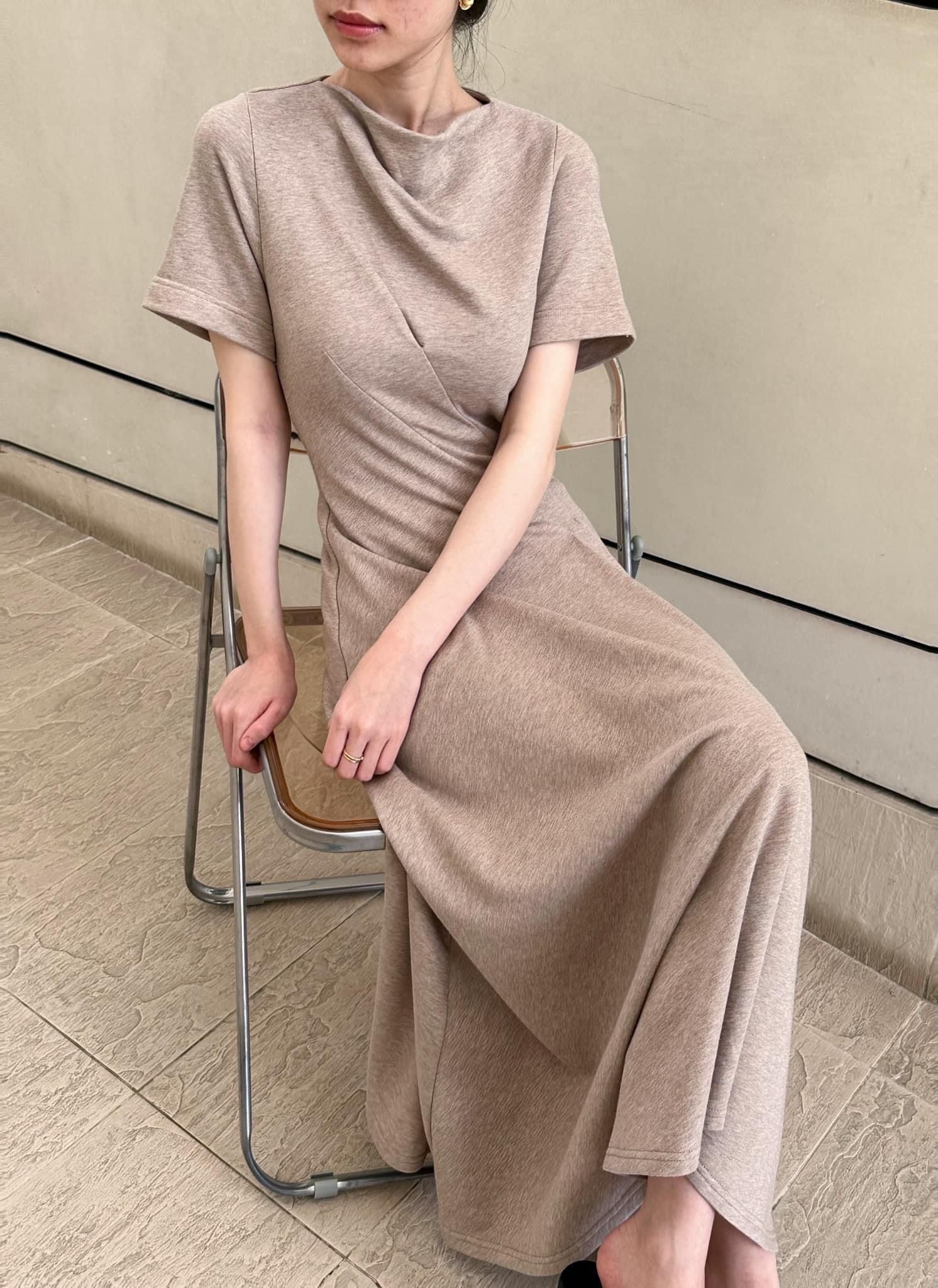  Lucin Dress - Đầm Cổ Đổ Tay Ngắn D999 