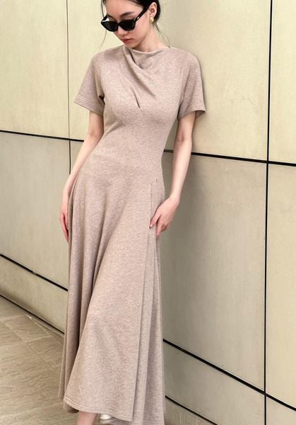  Lucin Dress - Đầm Cổ Đổ Tay Ngắn D999 