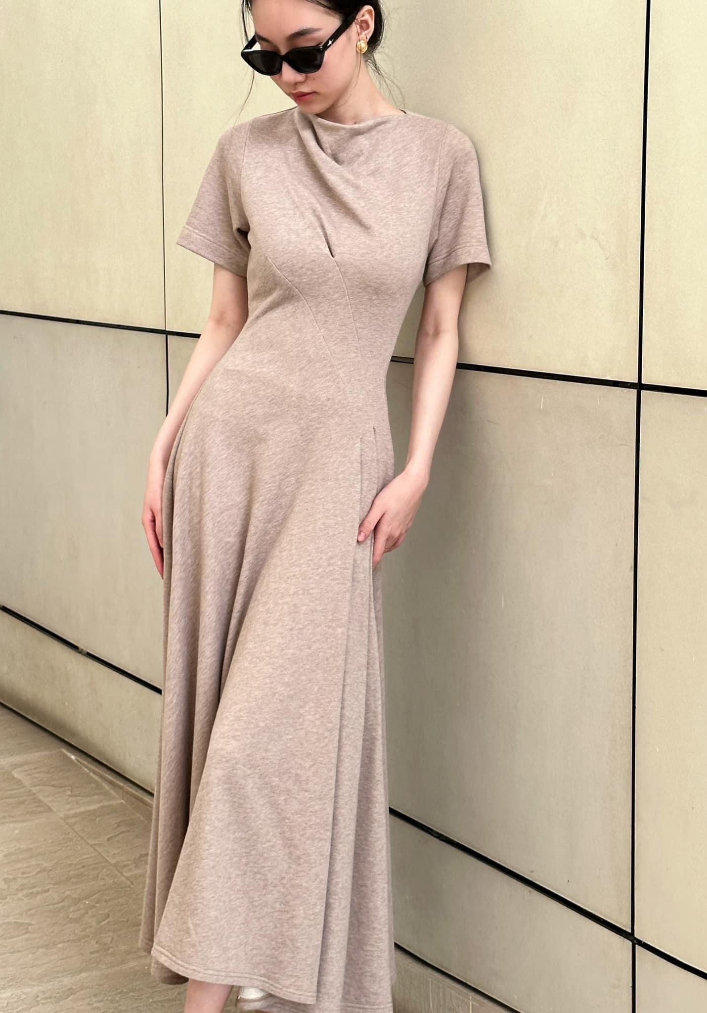  Lucin Dress - Đầm Cổ Đổ Tay Ngắn D999 