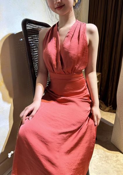  Grace - Elegant Silk Dress - Đầm Midi Cổ Yếm E40 