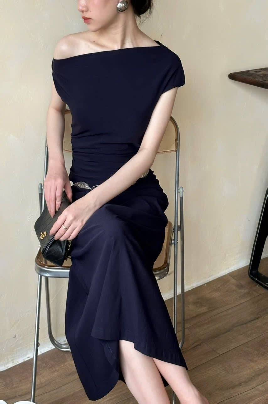  Zoey Dress - Đầm Lệch Vai Nhấn Eo D982 