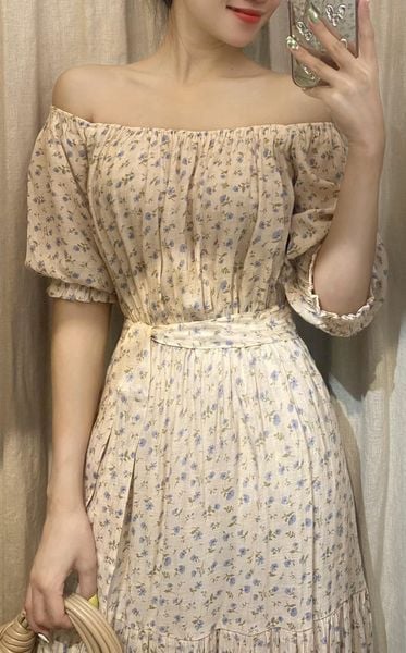  Norah Dress - Đầm Trễ vai xô lụa - nền hồng bông xanh nhỏ - D615 