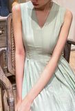  Ela Dress - Đầm Midi Cổ V Xếp Ly V09 