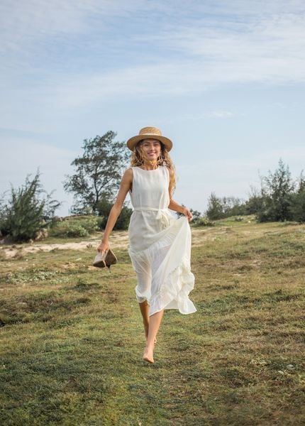  Rowan Dress - Đầm xô lụa sát nách trắng D55 