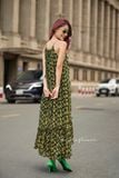 Đầm cổ yếm đen cổ yếm lá vàng D643 
