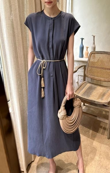  Milcah Dress - Đầm Sơ Mi Suông Tay Ngắn D956 