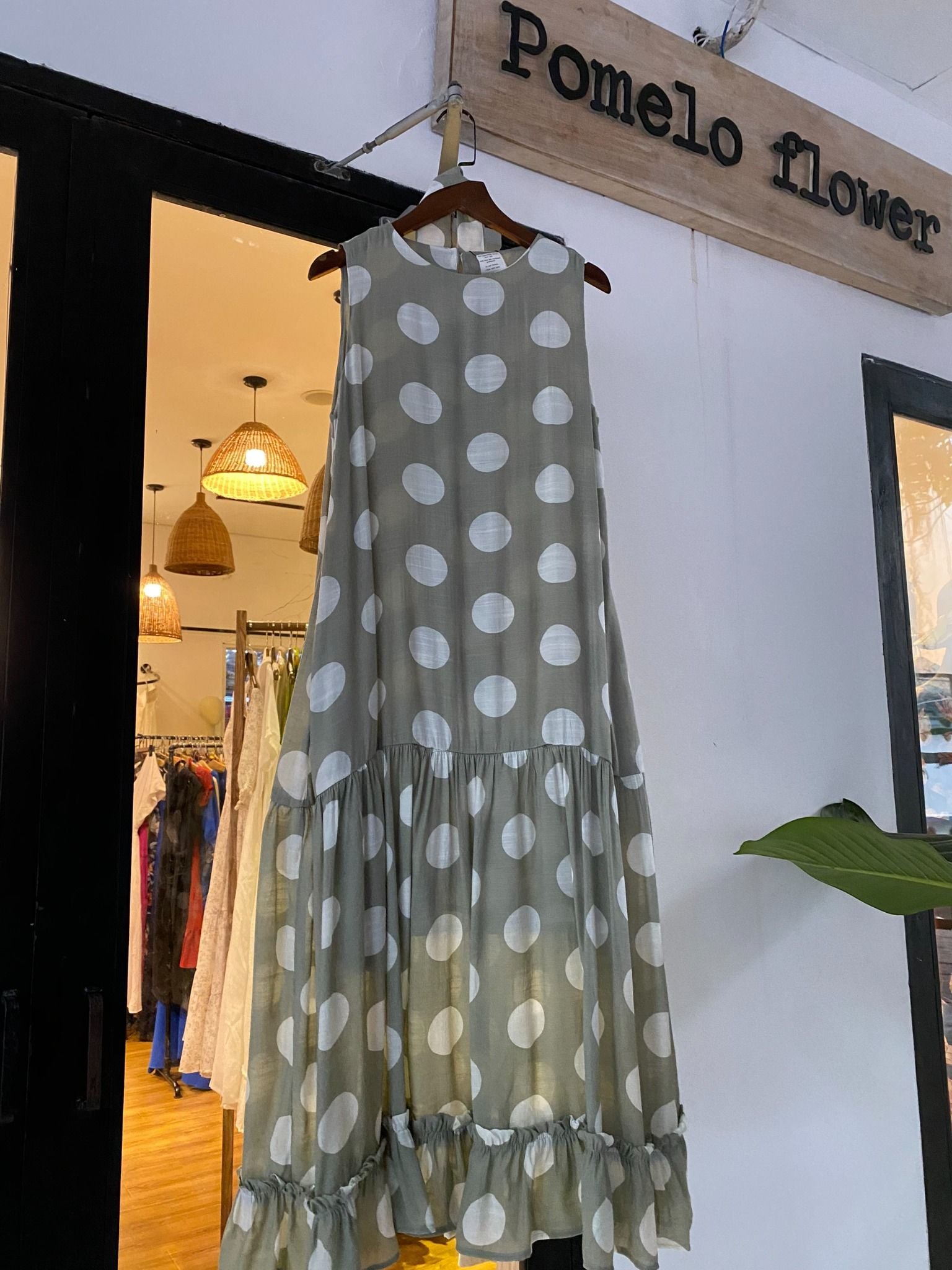  Amaya Dress - Đầm sát nách xô lụa chấm bi lớn - D617 