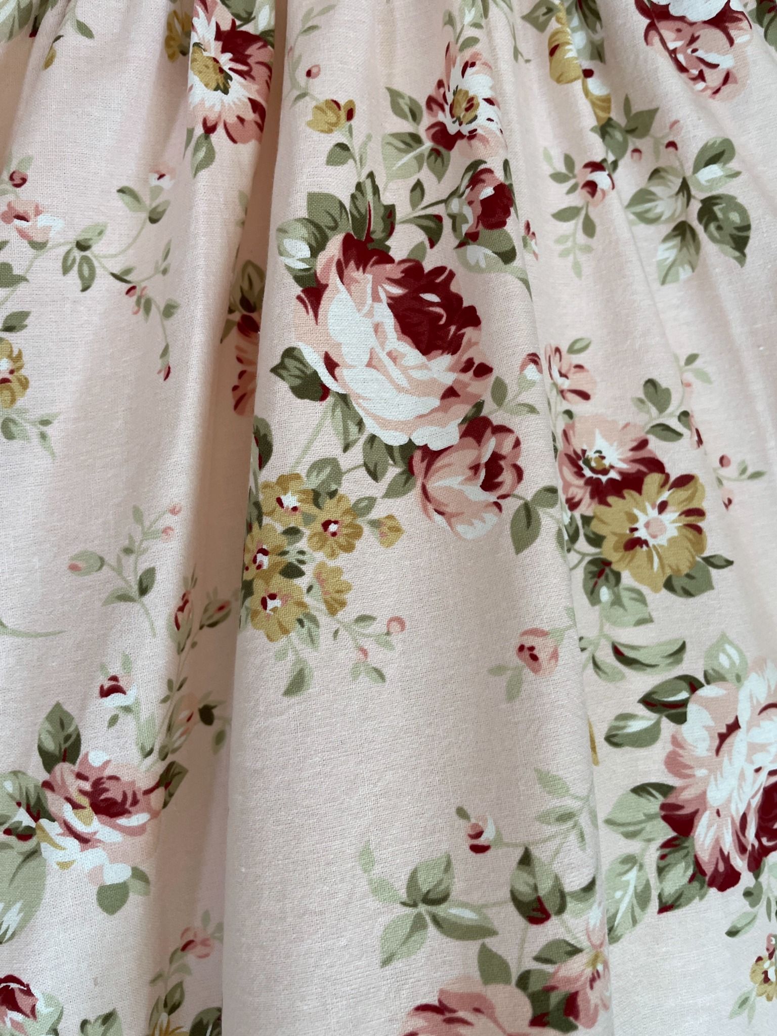  Lydia Dress - Đầm Bông Cổ Điển Tay Ngắn 