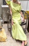  Zinnia Dress - Đầm Linen Lệch Vai Hoa Hồng D989 