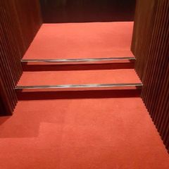 Thảm Trải Sàn Màu Đỏ Thu Hút Và Sang Trọng  Pixel 012