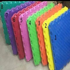 Thảm xốp trơn đơn màu 60x60