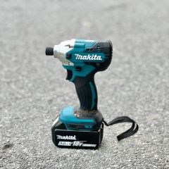 Máy vặn vít 18v Makita DTD156Z