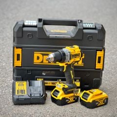 Máy khoan thế hệ mới Dewalt DCD800