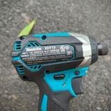 máy bắt vít Makita xdt13